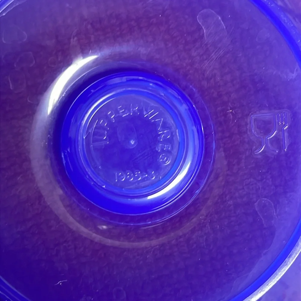 Tupperware Royal Blue Dessert Footed Bowls with Lids and Saucers Set of 4